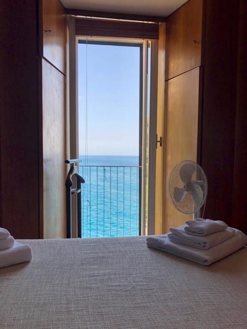 Bedroom, Sea view