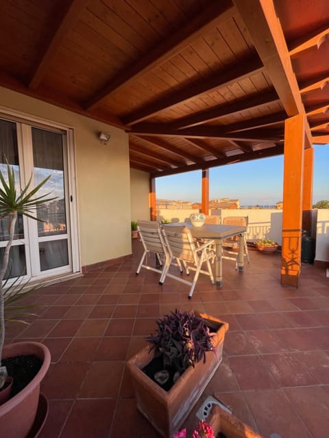 View (from property/room), Balcony/Terrace, Sea view