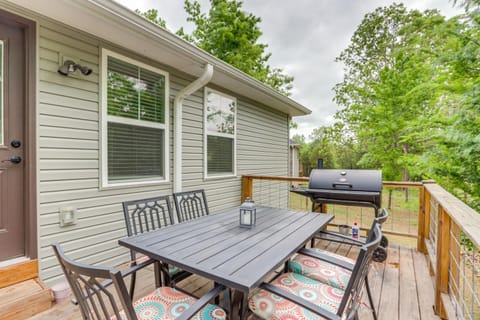 Eureka Springs Family Home - half Mi to Marina! House in Carroll County