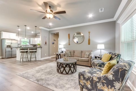 Eureka Springs Family Home - half Mi to Marina! House in Carroll County