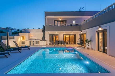 Balcony/Terrace, Pool view
