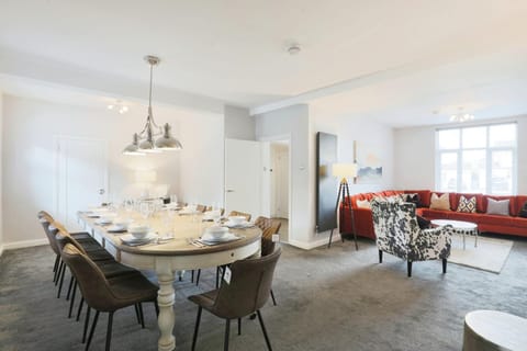 Living room, Seating area, Dining area