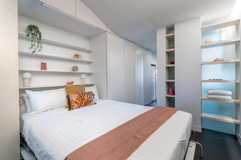 Bed, Photo of the whole room, Bedroom, wardrobe