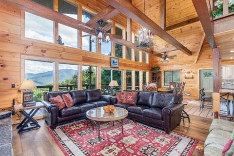 Smoky Mountain High chalet Chalet in Gatlinburg