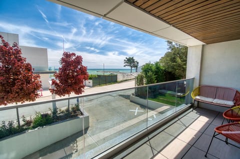Day, Natural landscape, View (from property/room), Balcony/Terrace