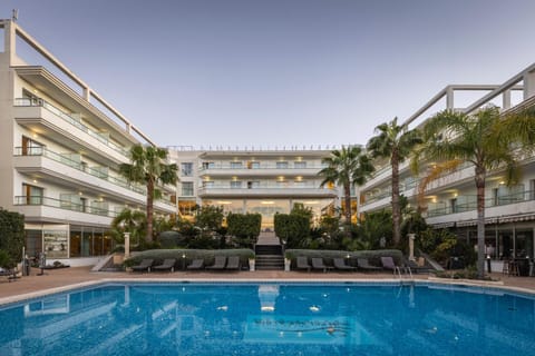 Pool view, Swimming pool