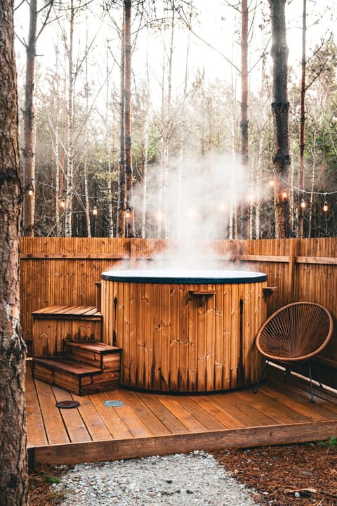 Hot Tub, Spa and wellness centre/facilities