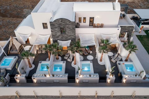 Property building, Patio, Day, Natural landscape, Bird's eye view, Hot Tub, View (from property/room), Balcony/Terrace, Seating area, City view, Garden view, Landmark view, Landmark view, Mountain view, Pool view, Pool view, Street view, Street view, Swimming pool, Breakfast, Quiet street view, Inner courtyard view, sunbed