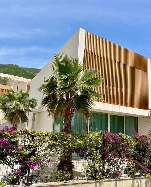 Property building, Garden view, Mountain view