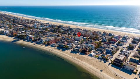 Prime Mission Beach Getaway House in Mission Beach