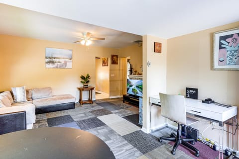 19 Mi to Disney World Bright Haines City Getaway! House in Haines City