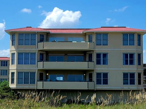 Desoto Beach Club by Tybee Vacation Rentals Apartment in Tybee Island
