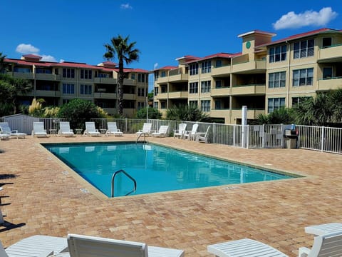 Desoto Beach Club by Tybee Vacation Rentals Apartment in Tybee Island