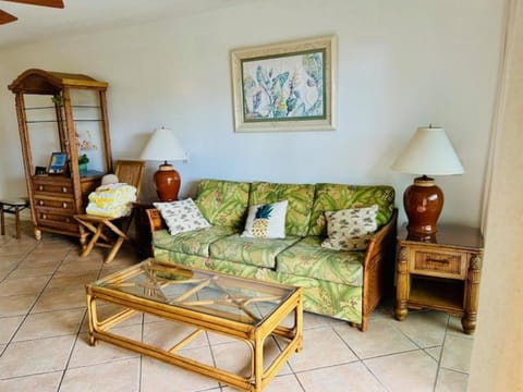 Ocean Views & 2 balconies! ks c4 - Sullivan House in Kapalua