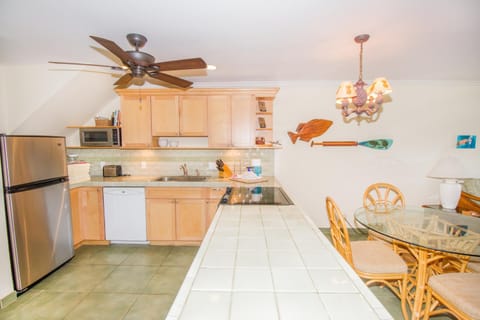 Top Floor Ocean Views! ks d2 - Sullivan Properties House in Kapalua