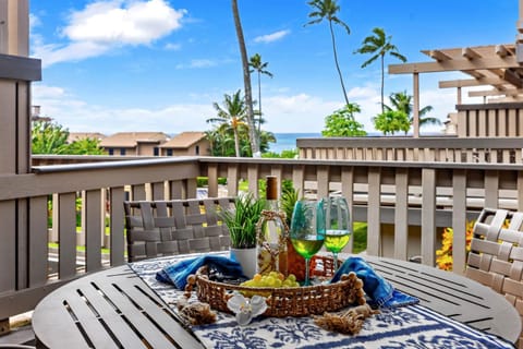 Oceanfront & ac! ks d9 - Sullivan Properties House in Kapalua
