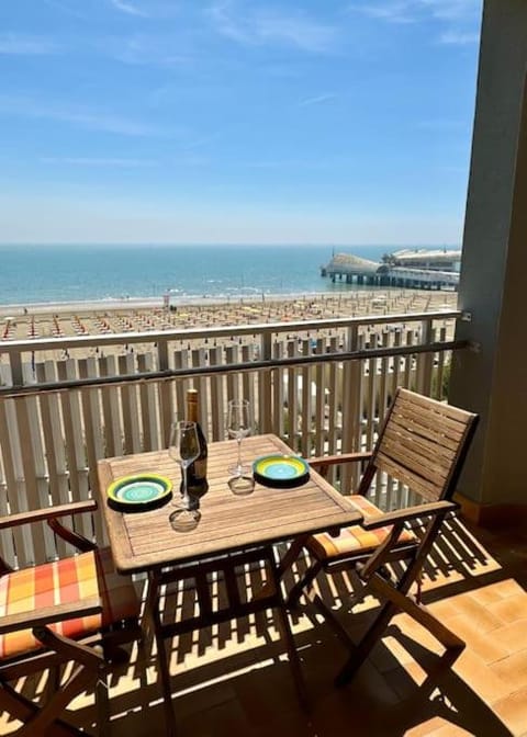 Natural landscape, Balcony/Terrace, Beach, Sea view