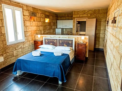 Bed, Bathroom, Photo of the whole room, Bedroom