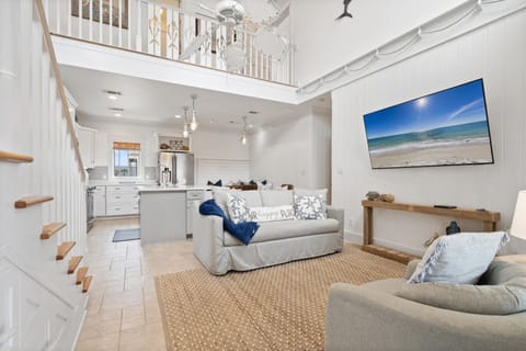 Crawling Distance Beach House House in Ono Island