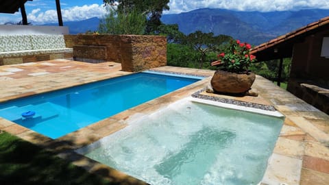 Natural landscape, Spa and wellness centre/facilities, Mountain view, Pool view, Swimming pool