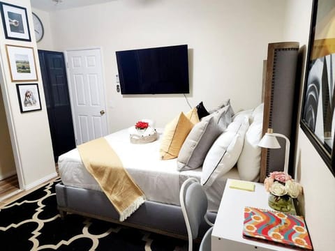 Beautiful All Private GuestSuite Apartment in Lancaster