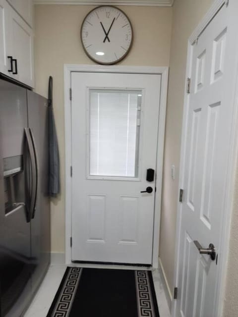 Luxurious All Private GuestSuite Apartment in Lancaster