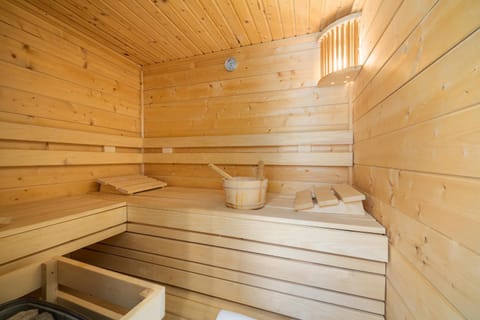 Sauna, Bathroom