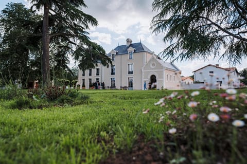 Property building, Garden view