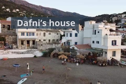 Property building, Bird's eye view, Location