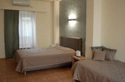 Bed, Bedroom, air conditioner