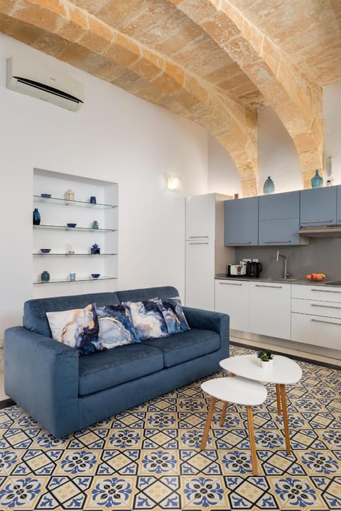Modern Traditional Apartment with Maltese Internal Court Yard - Designed with Traditional Stone and Tiling Apartment in Valletta