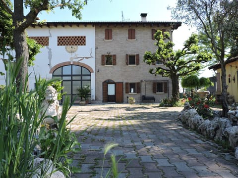 Property building, Garden