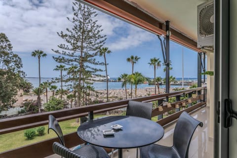 Natural landscape, View (from property/room), Balcony/Terrace, Sea view