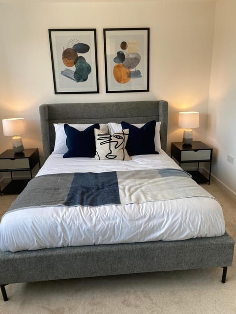 Bedroom, Internal: Not applicable to any particular room