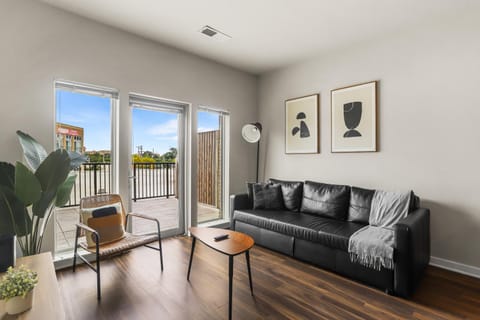 Balcony/Terrace, Living room