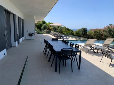 Patio, Balcony/Terrace