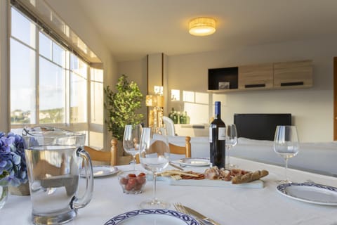 BLEUMAISON-A MARIÑA PORTONOVO Apartment in Portonovo