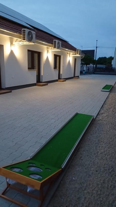 Golfcourse, Minigolf, Coffee/tea facilities