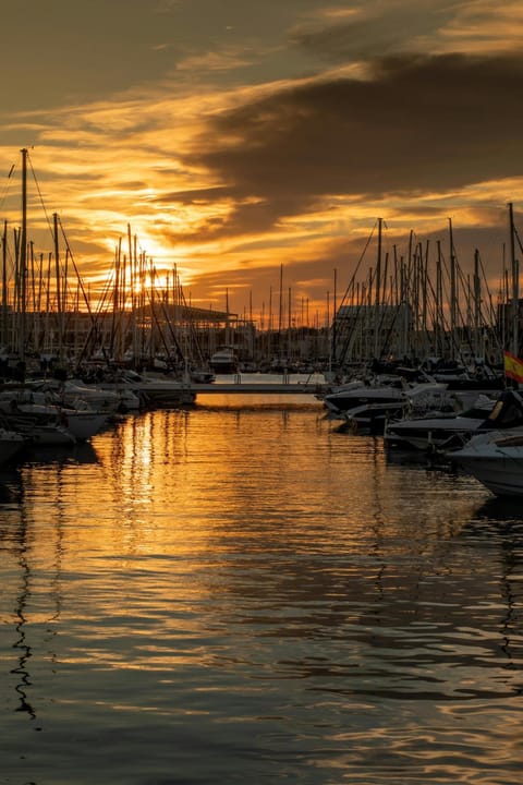 Spacious 2BR GARDEN Apt in Gated Complex Near Beach Apartment in Sliema