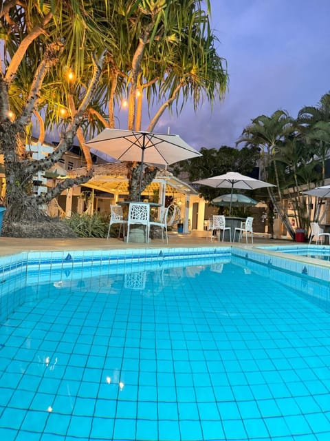 Pool view, Swimming pool, sunbed