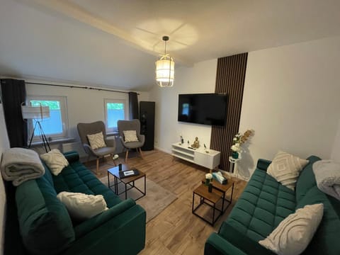 Communal lounge/ TV room, Living room