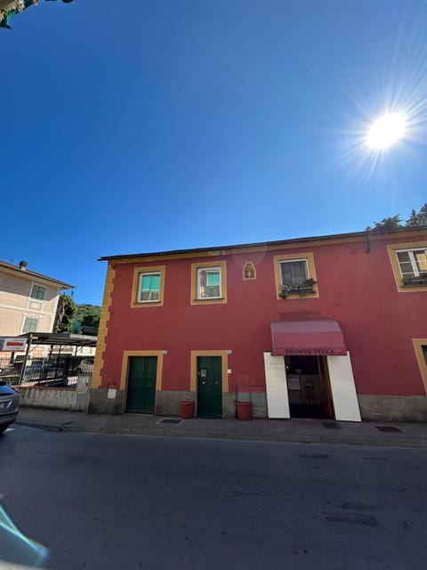 Property building, Day, Neighbourhood, Street view