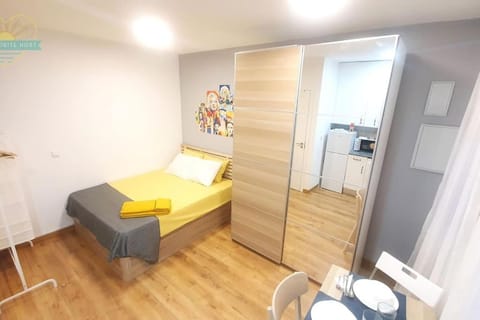Coqueto y económico para parejas Apartment in Madrid