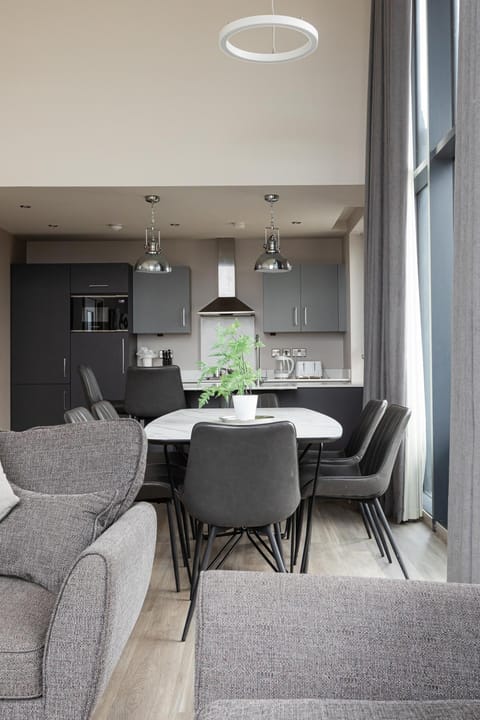 Kitchen or kitchenette, Living room, Dining area