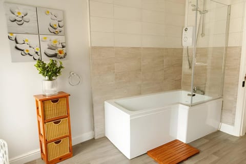 Shower, Bathroom, Bath