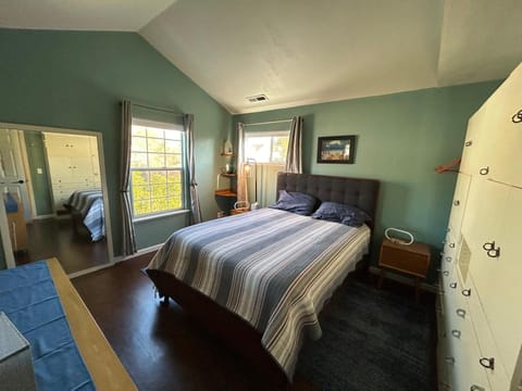 Bed, Bedroom, wardrobe