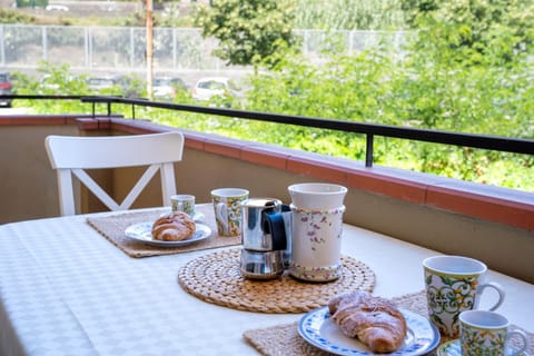 Balcony/Terrace, Dining area