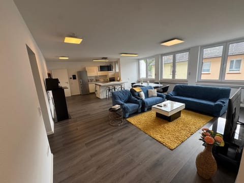 Tolle helle & ruhige 125 qm Whg. nähe Zentrum I-O Apartment in Rhineland-Palatinate