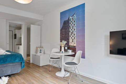 Photo of the whole room, Dining area