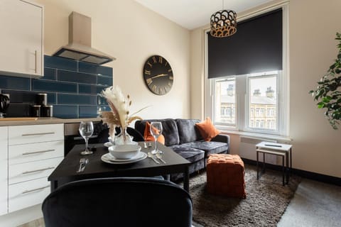 View (from property/room), Kitchen or kitchenette, Living room, Other, Decorative detail, Seating area, Dining area, heating